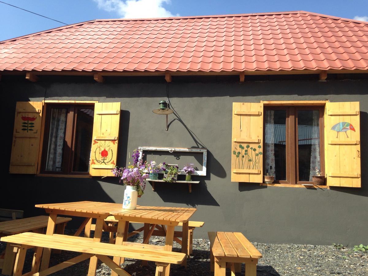 Sno House In Kazbeg Hotel Exterior photo